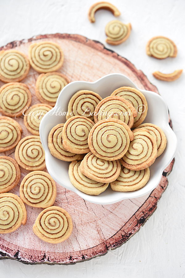 Cinnamon Roll Cookies