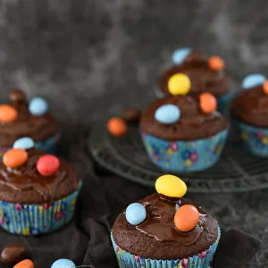 Piñata Muffins