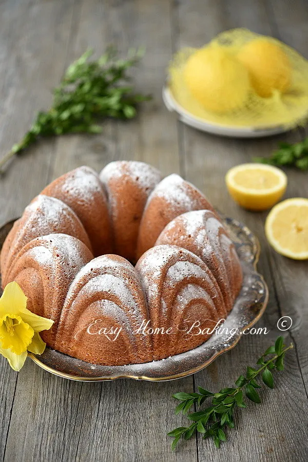 Lemon Bundt cake