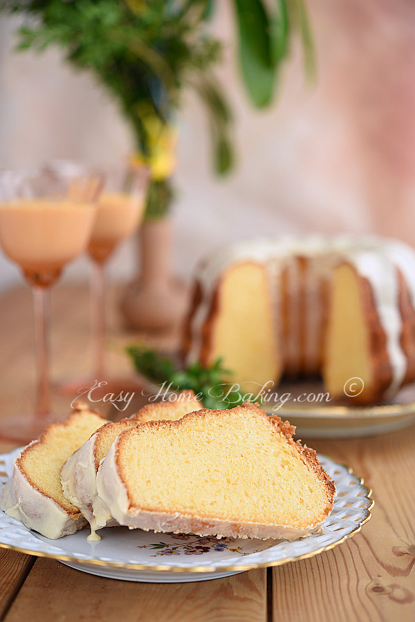 Egg Liqueur Bundt cake