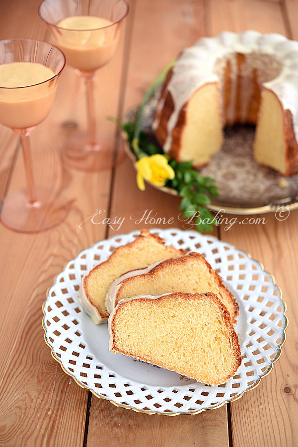 Egg Liqueur Bundt cake