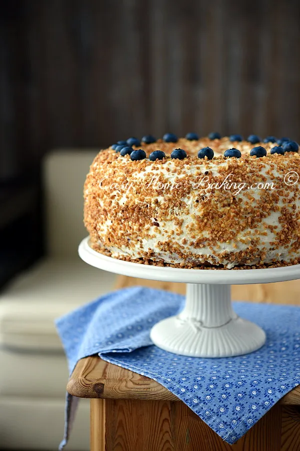 Frankfurt Wreath with Berries and Mascarpone Frosting